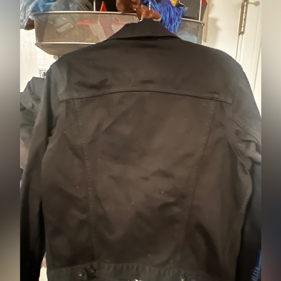 Levi’s Jean Jacket - Picture 2 of 4